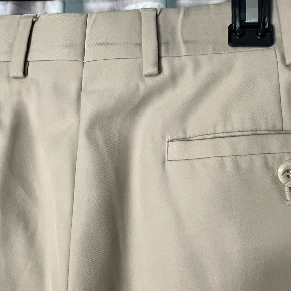 Louis Raphael Pleated Cuffed Khaki Dress Pants - 33x29 - Picture 6 of 8
